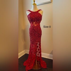 002 Glamorous Scarlet Sequin Prom Dress - Primavera